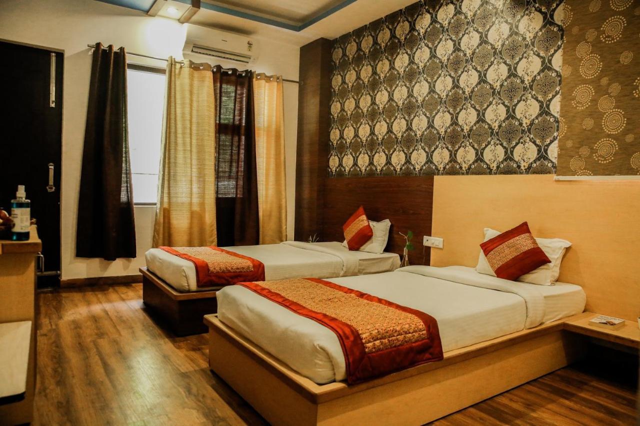 Hotel Grand Tapovan Shivpuri  Zewnętrze zdjęcie